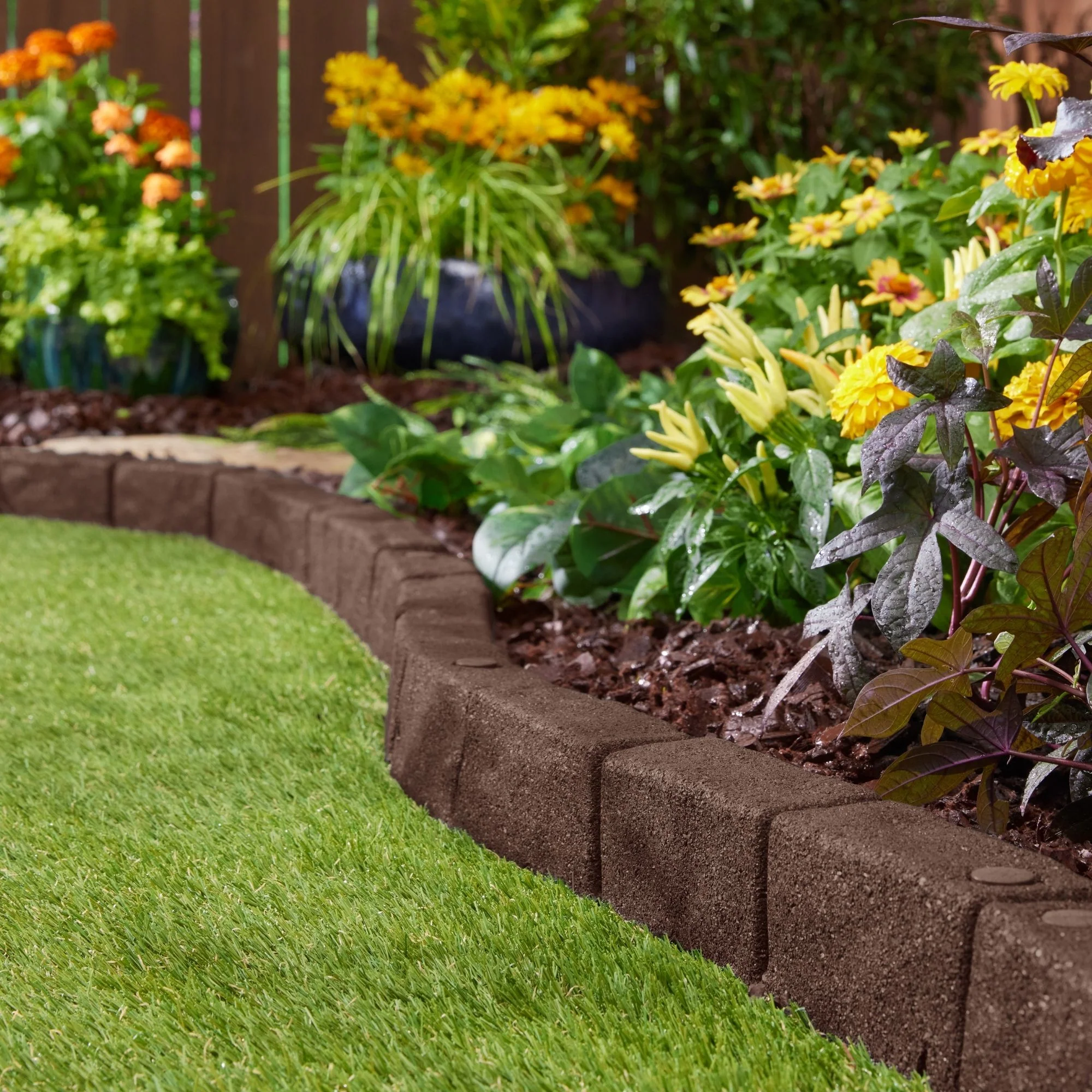 Cobblestone SmartLoc Rubber Border - Image 3